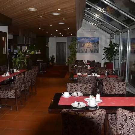 Ortel Gmbh 2* בסיגהיים