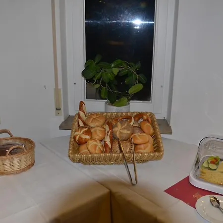 מלון Ortel Gmbh 2*