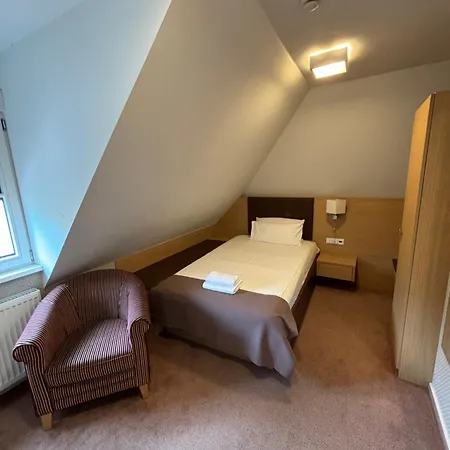 Ortel Gmbh Hotel 2*